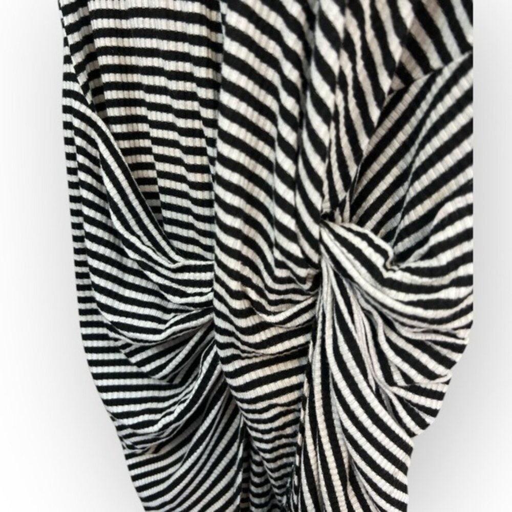 Bar‎ iii Ribbed Knit Black Striped Sleeveless Faux Wrap Dress Size Small Bodycon - Picture 3 of 5